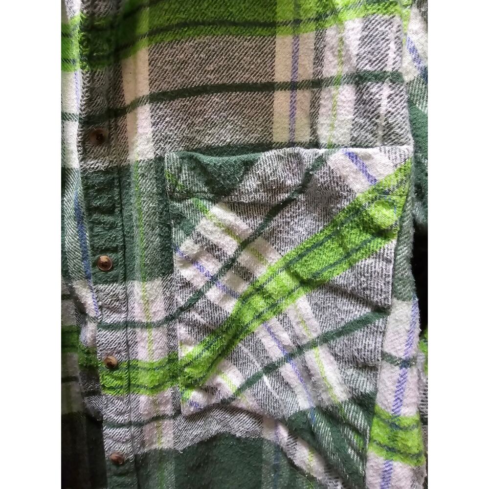 Green plaid Aerie button down flannel shacket shirt jacket size medium - Picture 3 of 10